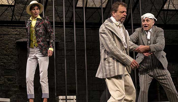 Monika Timková, Milan Šteindler a Josef Carda, Večer tříkrálový 2016, zdroj: © AGENTURA SCHOK, foto: Viktor Kronbauer Monika Timková, Milan Šteindler a Josef Carda, Večer tříkrálový 2016, zdroj: © AGENTURA SCHOK, foto: Viktor Kronbauer